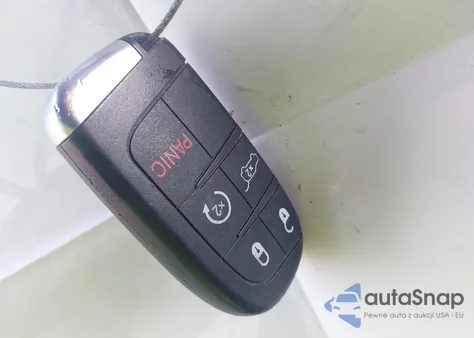 2017 Jeep Grand Cherokee Trailhawk 4X4 z USA, uszkodzony, nr VIN 1C4RJFLG5HC610163